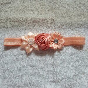 Handmade Baby Girls Headband Peach Size 0-3m 12"-14" D New